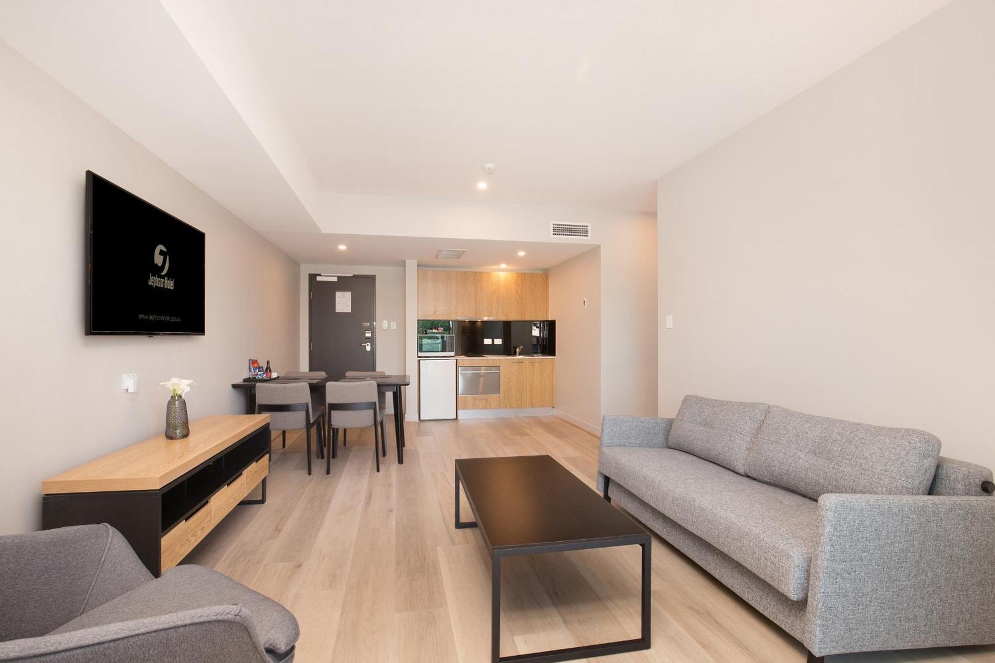 Jephson Hotel & Apartments Toowong Exterior photo