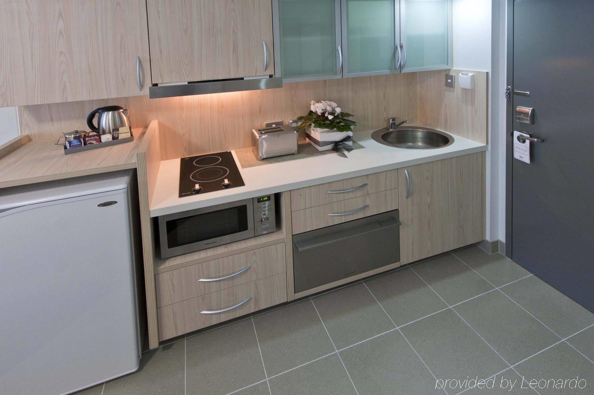Jephson Hotel & Apartments Toowong Room photo