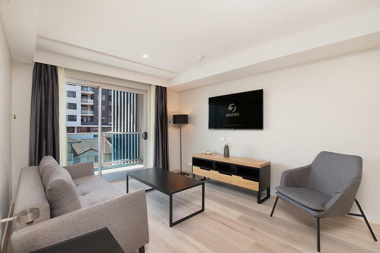 Jephson Hotel & Apartments Toowong Exterior photo